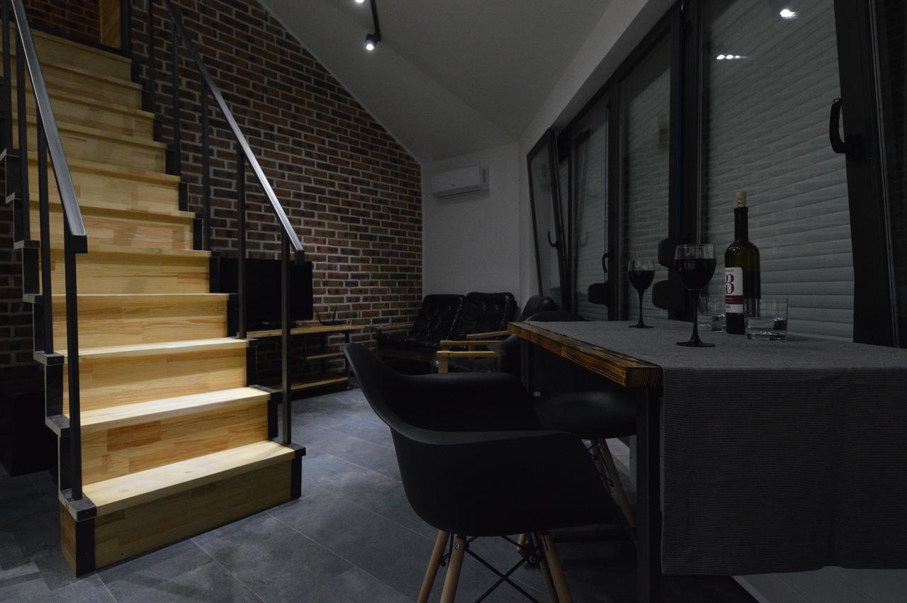 Air Loft Apartment Kiev Ngoại thất bức ảnh